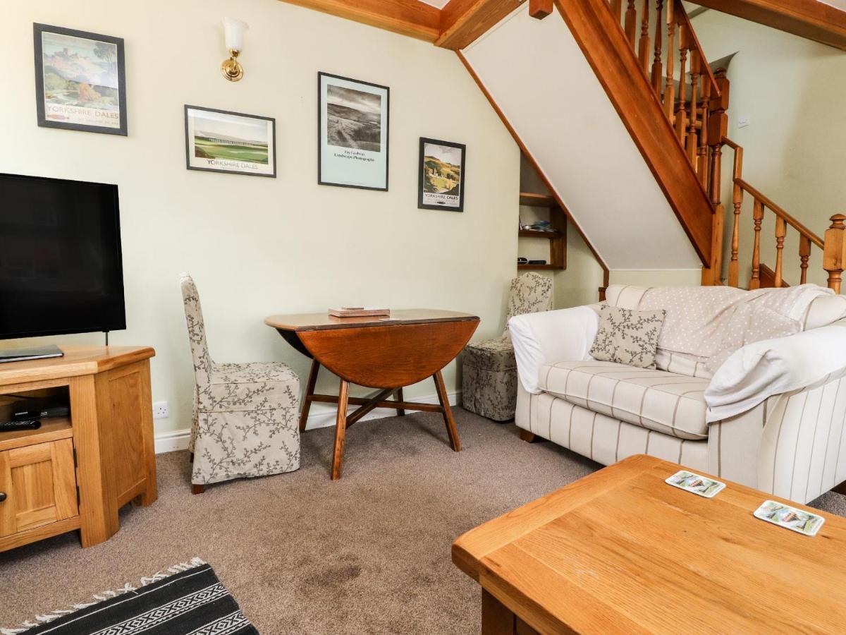 Lychgate Cottage Settle Bagian luar foto